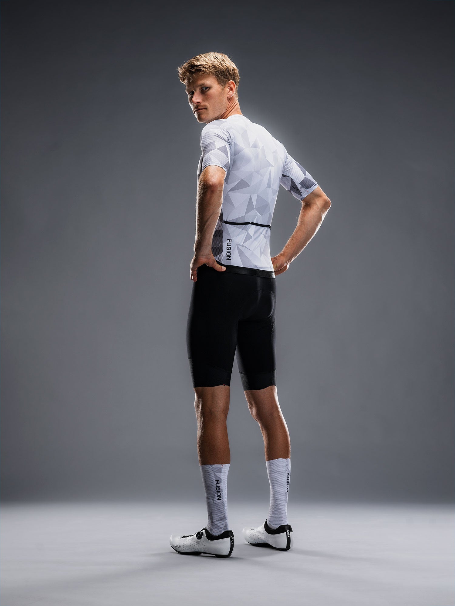 Fusion TEMPO! Hot Conditions Unisex-Radtrikot