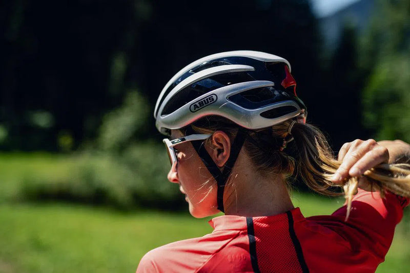 Abus Airbreaker Radfahren Helm
