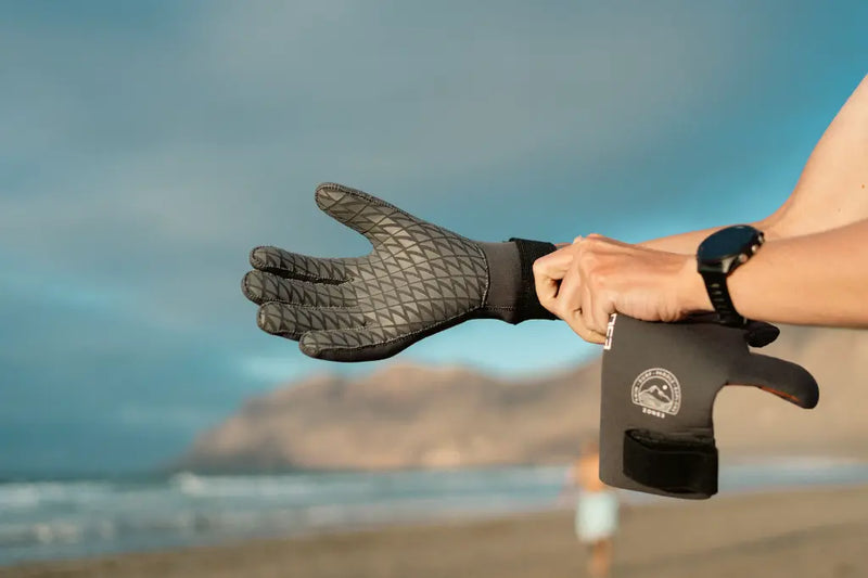 ZONE3 Active-Flex Zwemhandschoenen