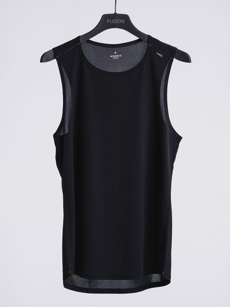 Black / M