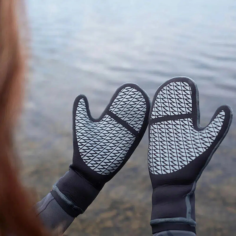 Zone3 Neopren Thermo Tech Want Schwimmhandschuhe